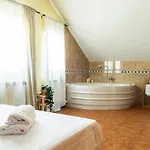 Con Piscina A Un Paso De Segovia