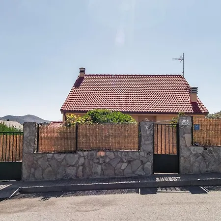 Con Piscina A Un Paso De Segovia Zarzuela del Monte