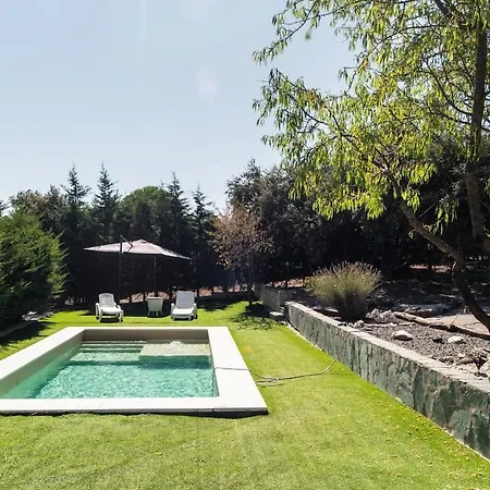 Con Piscina A Un Paso De Segovia * Zarzuela del Monte